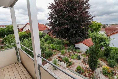 schöne 2-Zimmerwohnung mit Garage in ruhiger Wohnlage