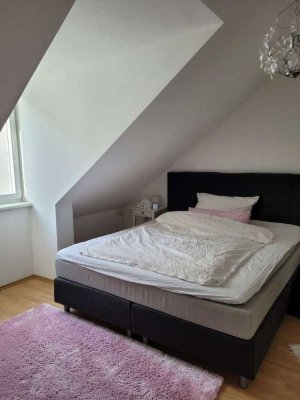 Erstbezug mit EBK: Schöne 1,5-Zimmer-Dachgeschosswohnung in Zahna-Elster