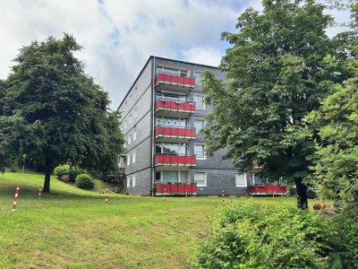 VORANKÜNDIGUNG: verfügbar ab 01.07.2025: Frisch sanierte 3-ZW mit Balkon sucht Sie als neue Mieter