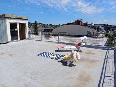 Modernisierte 2-Zimmer-Wohnung mit großer Terrasse in Feldkirchen (Provisionsfrei)