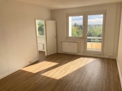 Klein aber fein - schöne 1RW mit Balkon...