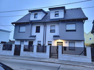 ERSTBEZUG!! MODERNES DOPPELHAUSHÄLFTE NÖRDLICHEN STADTRAND VON WIEN - 1210 WIEN LEOPOLDAU.