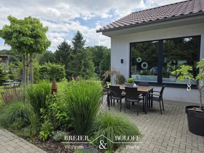 Modernes Wohnen mit Weitblick und Gartentraum