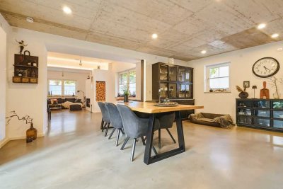 Stillvolles Anwesen mit Gartenidylle - Modern saniert zum Wohnen und Arbeiten