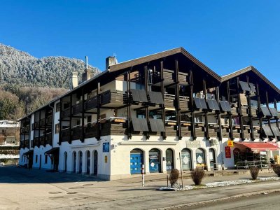 Kuschelnest mit 3 Zimmern und zwei Balkonen