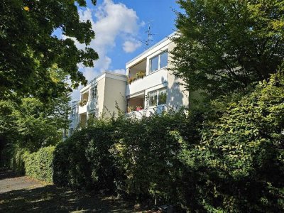 Großzügige, elegante 4 Zi.-ETW an einer der ersten Adressen in Wiesbaden, Rosselstraße!
