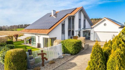 Exklusives Einfamilienhaus mit Einliegerwohnung und Stadtblick