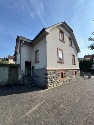 Kelkheim - wunderschönes Grundstück mit Vielfalt
