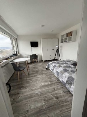 **Kleine*aber *Feine* Möblierte 1.-Zimmer *Wohnung **