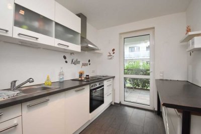 Baujahr 2018! Stilvolle 2-Zimmer-Erdgeschosswohnung mit Terrasse in zentraler Lage.