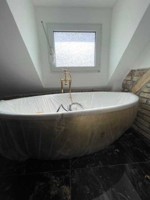 Exklusive 4-Zimmer-Wohnung mit luxuriösem Badezimmer