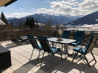 Sonnige Wohnung in Radstadt mit traumhafter Aussicht und großer Terrasse