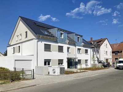 Schöne 2½-Zimmer-Wohnung nahe Main, Balkon + Einbauküche