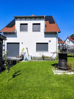 Einfamilienhaus (Bj. 2019) in Adelzhausen mit 5 Zimmern und Garage