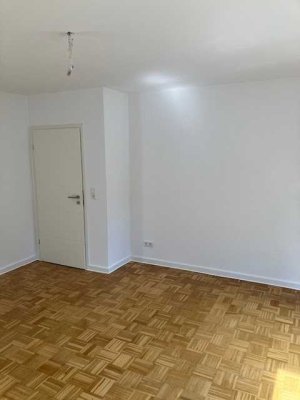 Frisch renovierte Erdgeschosswohnung zu vermieten