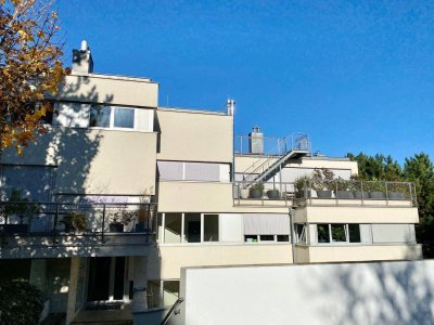 VERLIEBEN SIE SICH! VERKAUF EINER TRAUMHAFTEN, GARTENSEITIG GELEGENEN TERRASSENWOHNUNG - 2 GARAGENPLÄTZE