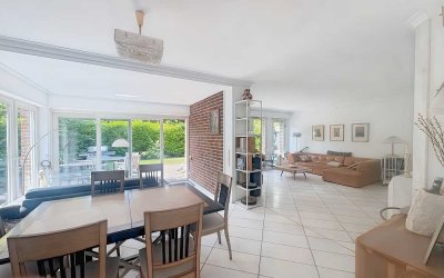 Exclusive, wonderfully quiet in the immediate vicinity of the Rhine, fantastic southwest garden