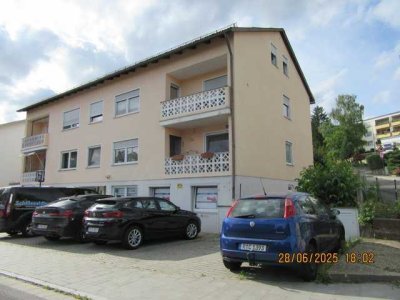 Attraktive 4-Zimmer-Wohnung mit Balkon in 93138 Lappersdorf