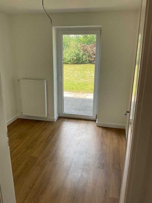 Leben im Grünen - Reiheneinfamilienhaus mit tollem Vorgarten, am Stadtrand von Paderborn