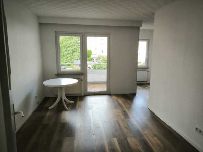 Attraktive 2,5-Zimmer-Wohnung mit Balkon und Einbauküche in Wuppertal