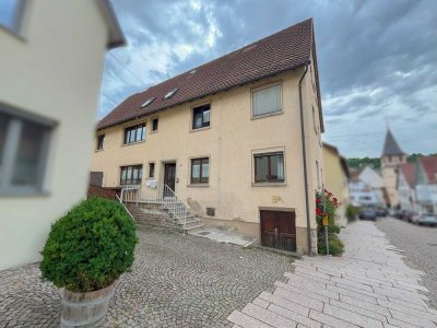 Reserviert: Charmantes 3-Mehrfamilienhaus mit Ausbaupotenzial - Perfekt als Renditeobjekt