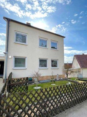 Großzügiges Einfamilienhaus in Wendelstein OT Großschwarzenlohe