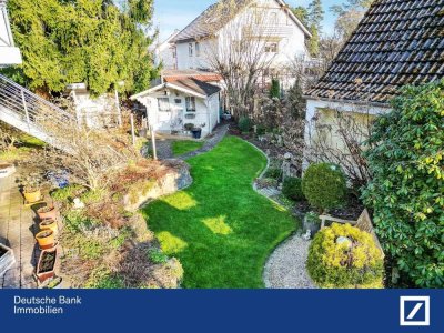 Modernisierte Maisonettewohnung mit Garage, Carport, Balkon + Ausbaureserve im DG in Oerlinghausen!