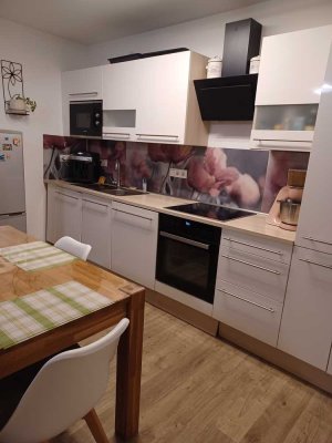 2-Zimmer-Erdgeschosswohnung mit EBK und Terasse in Helmut-Schmidt-Straße 18, Alsdorf
0157 3720 4750