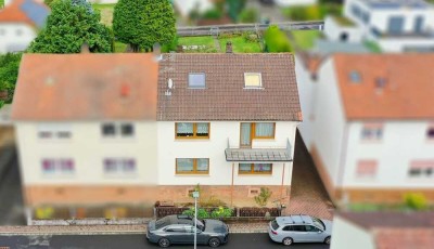 Großzügiges Einfamilienhaus mit Partyhaus in ruhiger Lage