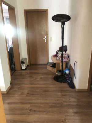 Gemütliche 2 Zimmer mit großem Balkon !