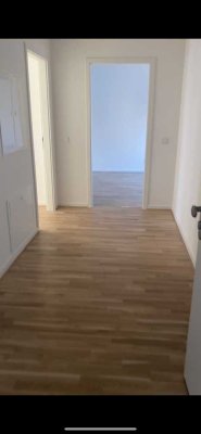 Helle und gut geschnittene 2-Zimmer-Wohnung in ruhiger Lage