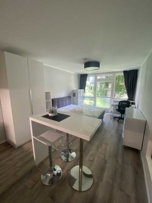 Geschmackvolle 1-Zimmer-Wohnung mit EBK in Schwabing-West, München, Mindestmietdauer 1 Jahr