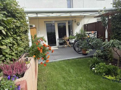 Exklusives, neuwertiges 6-Raum-Reihenhaus in Künstlerviertel, Wiesbaden
