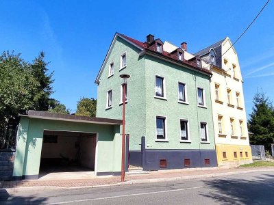 Großzügiges Wohnhaus mit Anbau und Garage am Stadtrand!