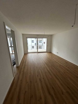 Neue 2-Raum-Wohnung mit Balkon und Einbauküche in Fellbach