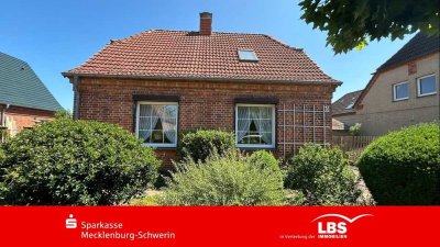 Wohnhaus in zentrumsnaher, ruhiger Lage!