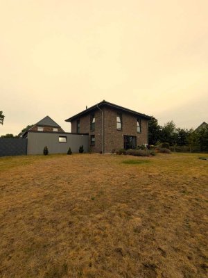 Moderne Stadtvilla in ruhiger Lage von Wahlstedt – Erstklassiges Wohnen auf 140 m²