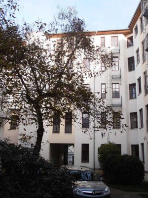 Niedliche 2-Raum-Wohnung in Stadtfeld-Ost sucht neuen Mieter!