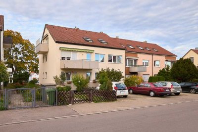 gepflegte 3-Zimmer-Wohnung in Stuttgart-Stammheim in kleiner Einheit.
Ruhige Lage,