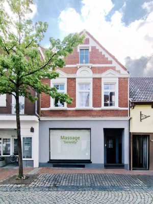 Historisch gewachsen, modern gedacht – stilvolles Wohn- und Geschäftshaus mit Ausbaureserve