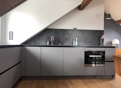 Helle 2-Zimmer-Wohnung mit überdachter Dachterrasse in Dettenheim