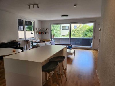 Möbliert - Exklusive 3-Zimmer-Wohnung mit gehobener Innenausstattung mit EBK in Ludwigsburg