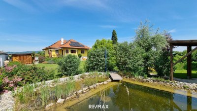 Charmanter Bungalow mit großem Garten, Photovoltaik &amp; Teichanlage