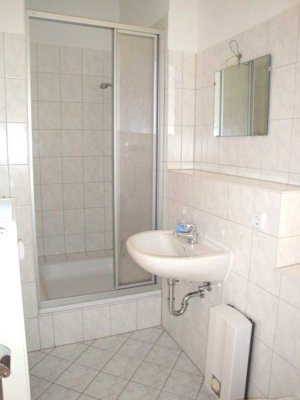 Helle 1-Zimmer-Wohnung in Leipzig Zentrum, Parken vor der Haustür