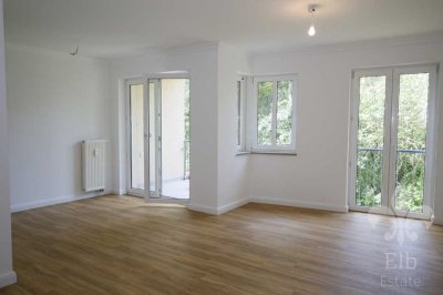 Entspanntes Wohnen im Hansapark - frisch renovierte 2 Raum Wohnung mit Einbauküche und Balkon