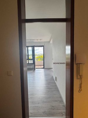 Geräumige 3,5-Zimmer-Wohnung mit Balkon und Stellplatz in Holzgerlingen
