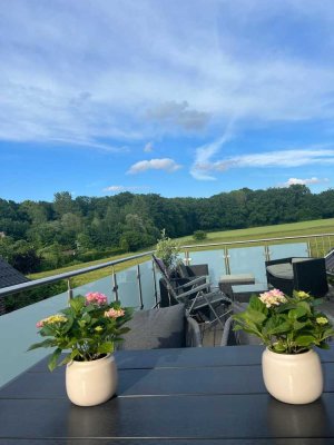 Großzügige 4 Zimmerwohnung mit großer Dachterrasse, Stellplatz und Fahrradschuppen