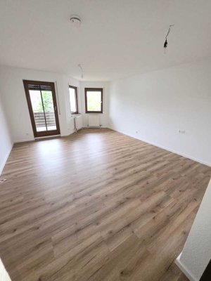 1 Zimmer I Balkon I Aufzug