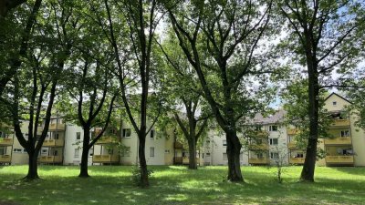 47101/117 Sonniges 1-Zi-Appartment mit zwei Balkonen in D-Reisholz