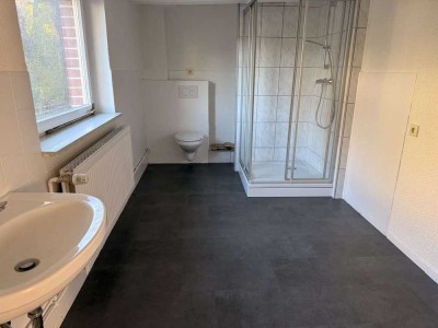 Teilmodernisiertes Fachwerkhaus: Selbst einziehen oder 11% Rendite (1020 KM/m 4 Jahre fest)